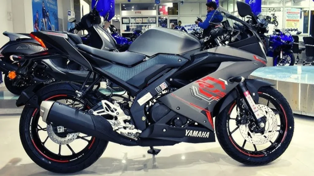 Yamaha R15S Bike
